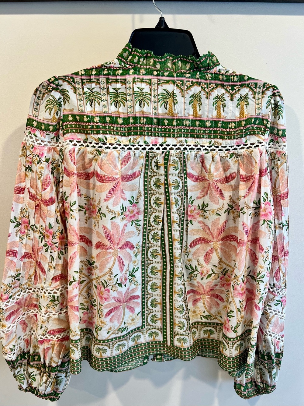 Farm Rio Off-White Palm Dream Blouse XS NWOT Tropical Vacation Resort Wear - Picture 7 of 7